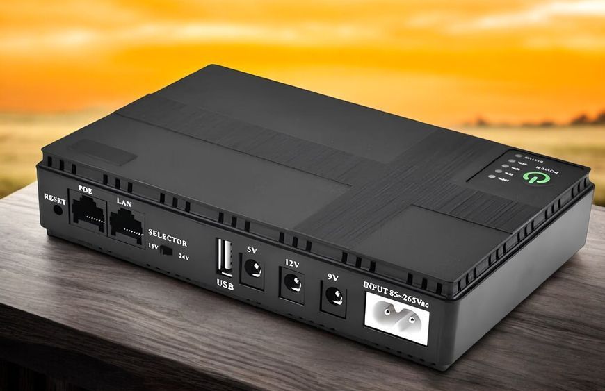 Джерело безперебійного живлення безперебійник для роутера UPS 18Вт DC1018P  5V, 9V, 1VВ 10400mAh UPS10400mAh фото