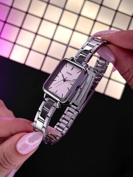 Жіночий годинник Casio LTP-V009D-4E Casio LTP-V009D-4E фото