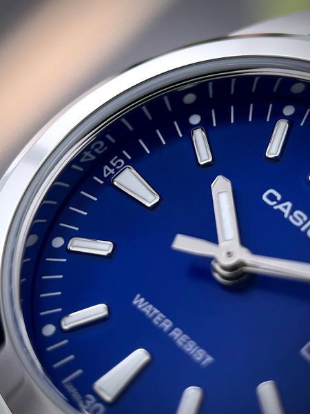 Жіночий годинник Casio LTP-1215A-2A Silver Blue  LTP-1215A-2A Silver Blue фото