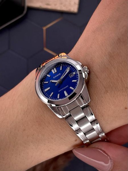 Жіночий годинник Casio LTP-1215A-2A Silver Blue  LTP-1215A-2A Silver Blue фото
